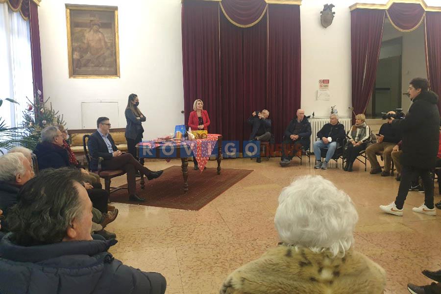 Scambio Di Auguri A Palazzo Nodari Con Il Mondo Del Volontariato