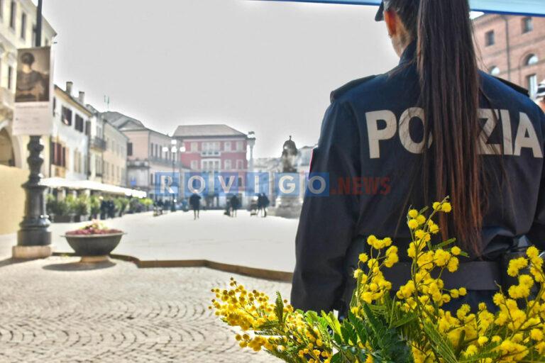 Polizia di Stato in piazza a Rovigo in occasione della Festa della donna